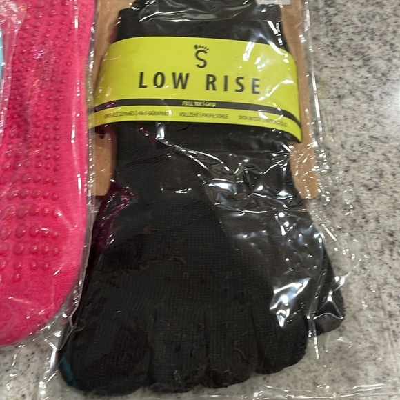 Yoga/Pilates clothing - Picture 8 of 9